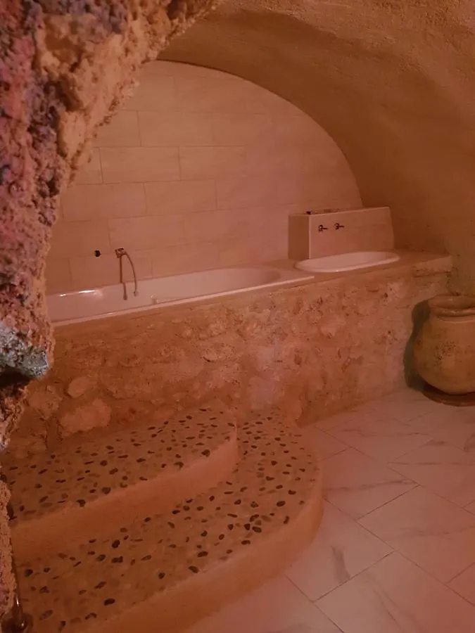 La Cave Au Soleil Du Midi Bed & Breakfast Saint-Blaise